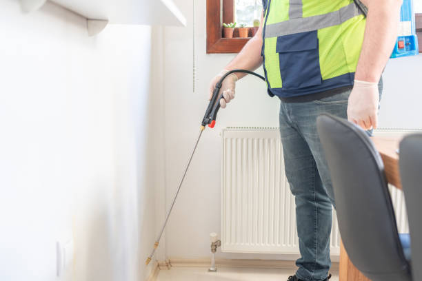 Best Best Pest Control Companies  in Falls City, NE